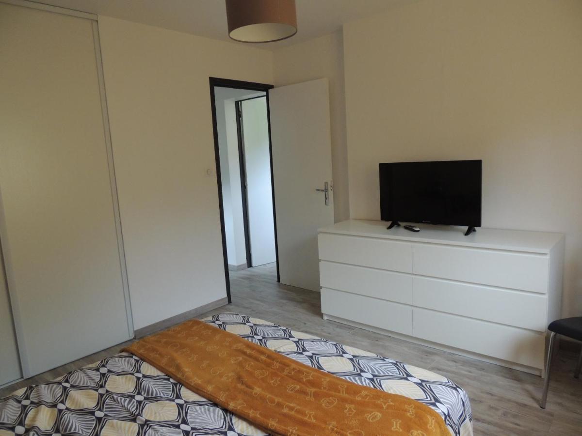 Les Châtaigniers Appartement Meuble Saint-Sebastien  Exterior foto