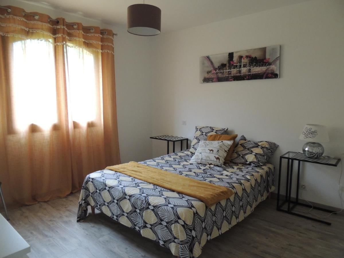 Les Châtaigniers Appartement Meuble Saint-Sebastien  Exterior foto