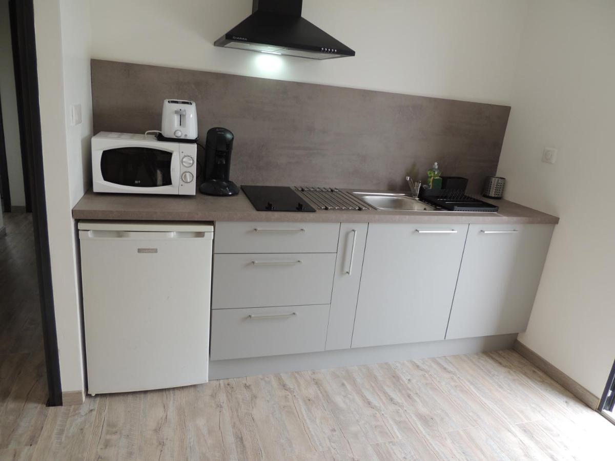 Les Châtaigniers Appartement Meuble Saint-Sebastien  Exterior foto